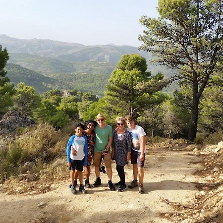 Finca Las Morenas Yunquera Ngoại thất bức ảnh